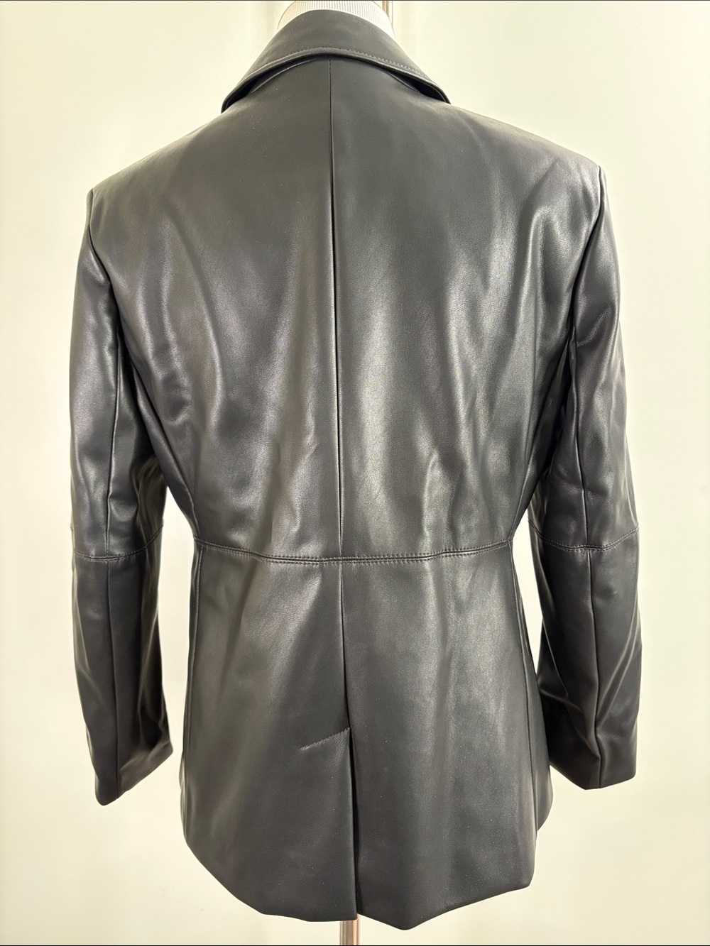 Classic Black Faux Leather Blazer Jacket - 8P - Picture 4 of 6